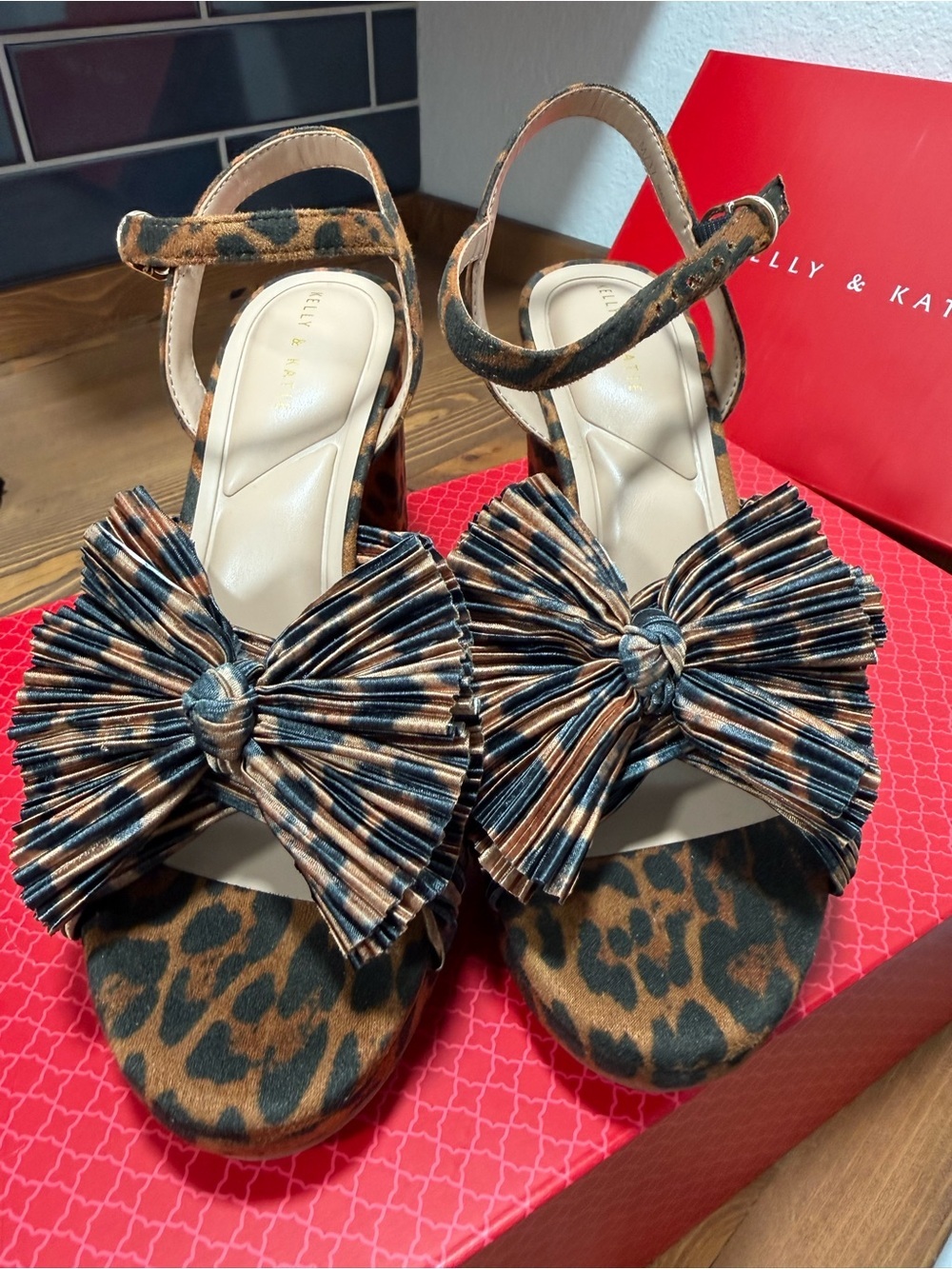 Leopard Print Bow Ankle-Strap Women shoes - Picture 2 of 13